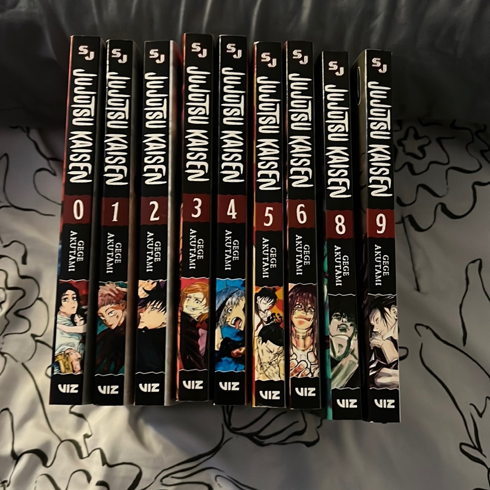 Jujitsu Kaisen manga/book BUNDLE